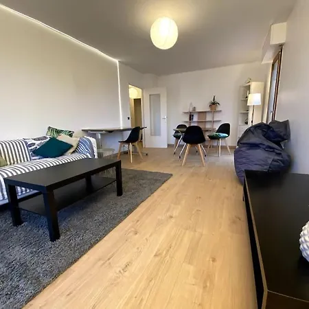 Appartement Vaste Et Lumineux T2